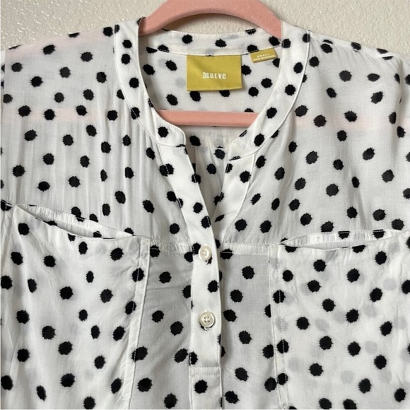 Anthropologie Maeve White Polka Dot Dalmation Spotted Henley Sz XS - Picture 3 of 10